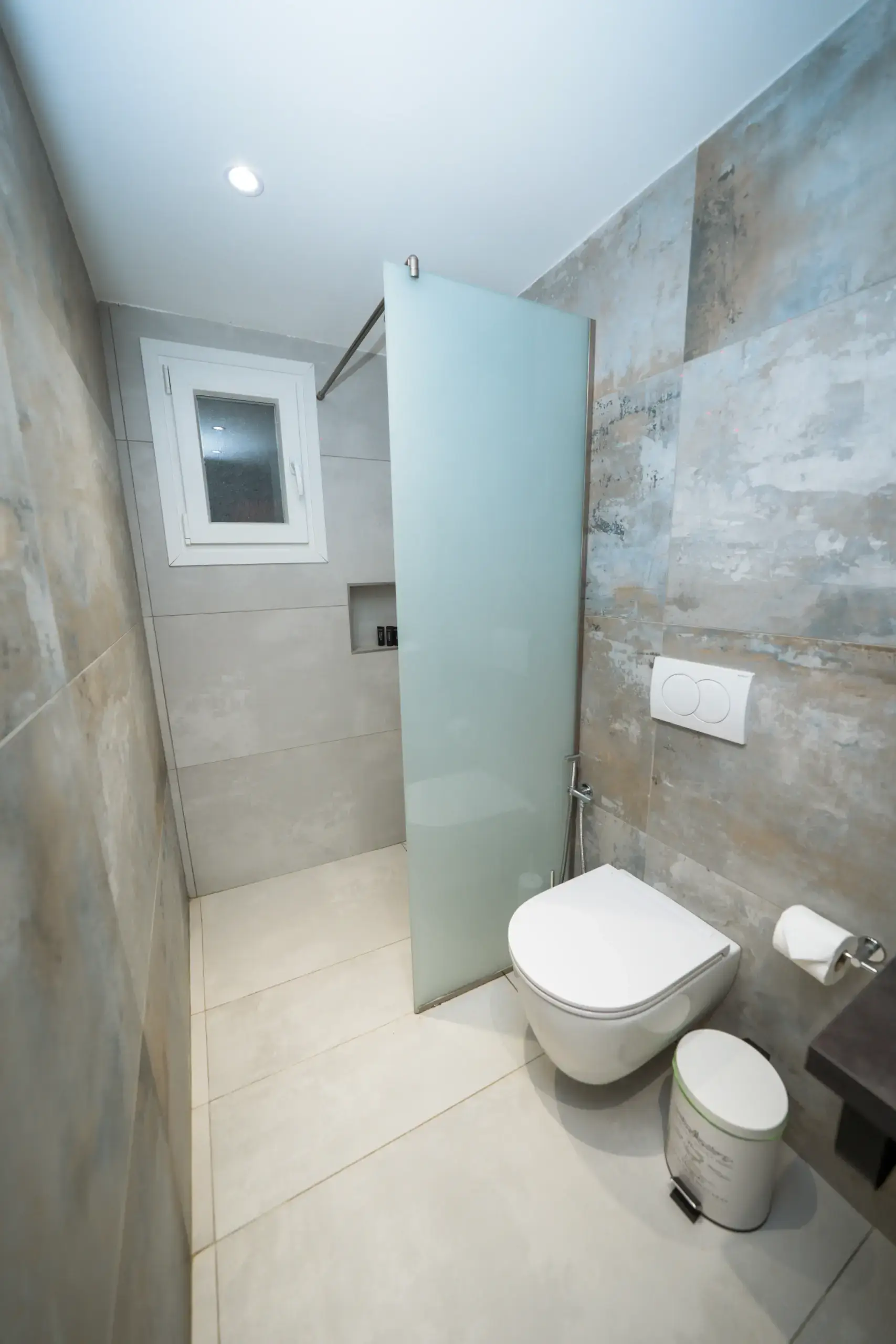 Double room with garden shower